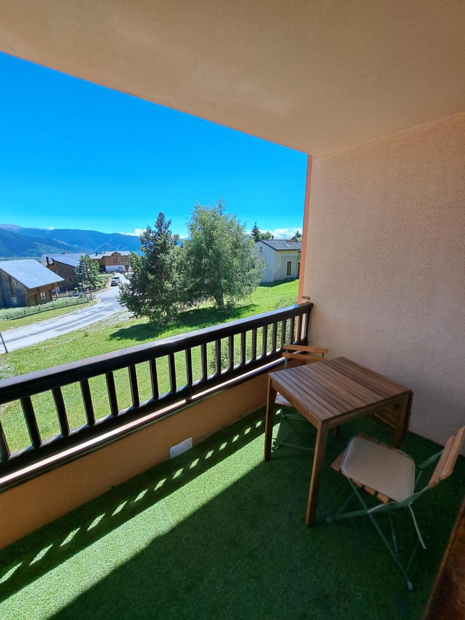 Studio Cabine 4 Couchages, Vue Face Aux Montagnes Font Romeu Exterior foto